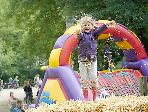 Frühlingsfest im Wildpark Schwarze Berge