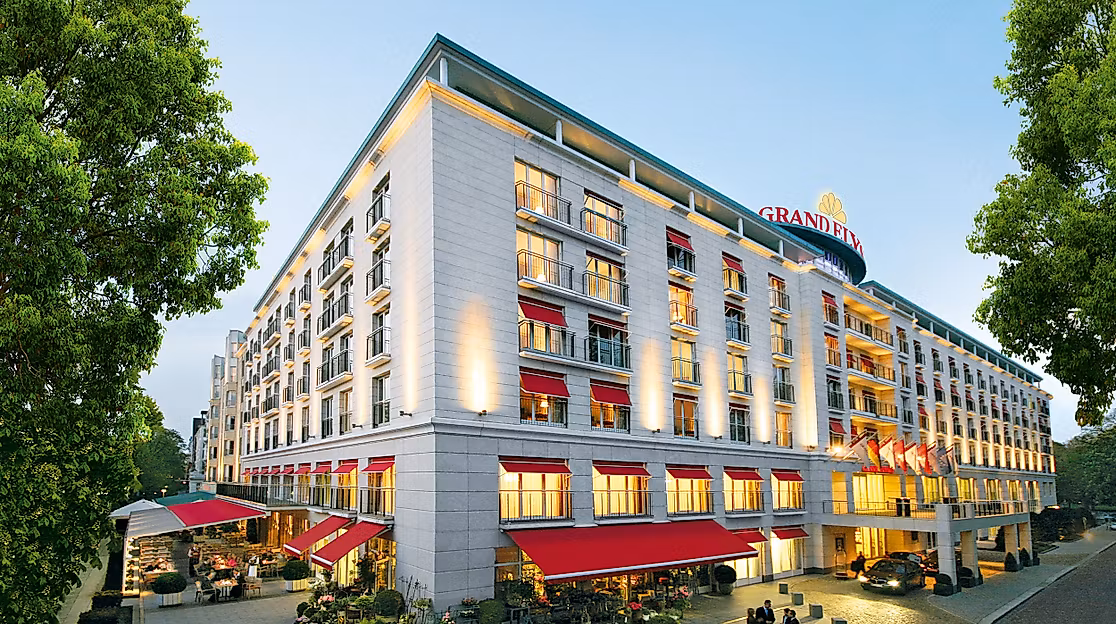Hotel GRAND ELYSEE Hamburg: Exterior view