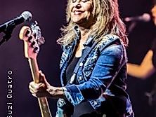 Suzi Quatro